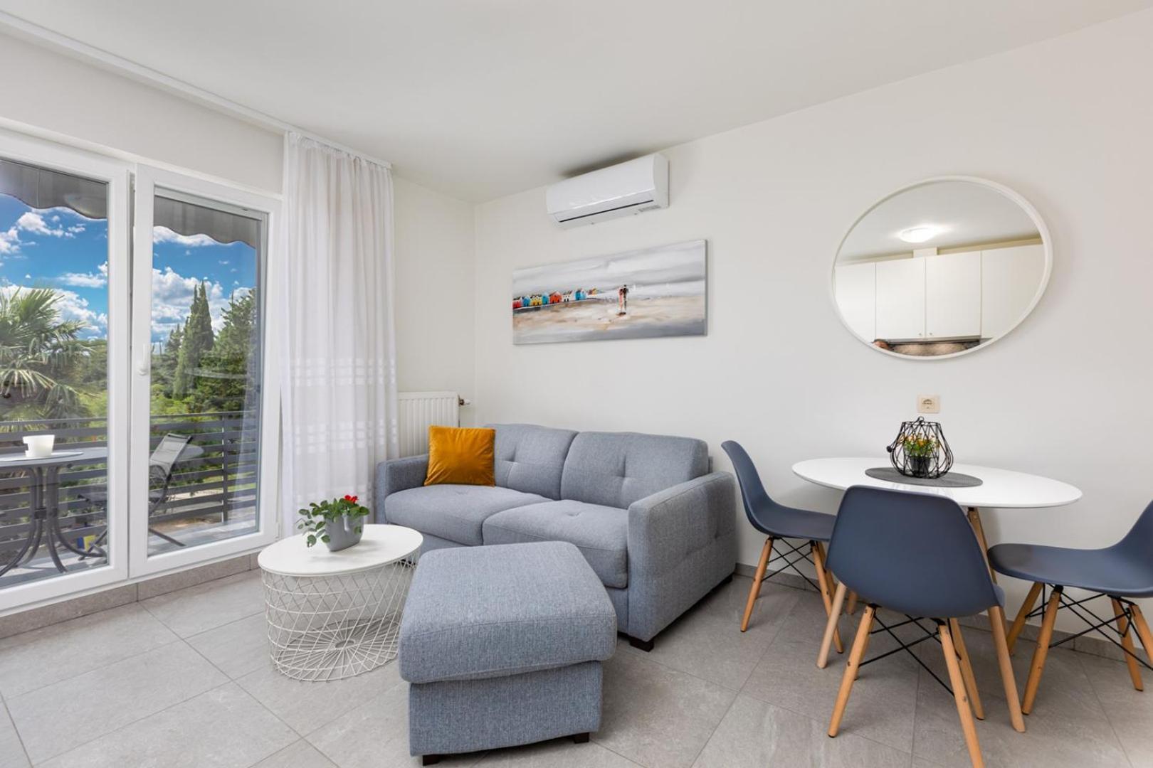 Apartments Pivas Malinska Eksteriør billede